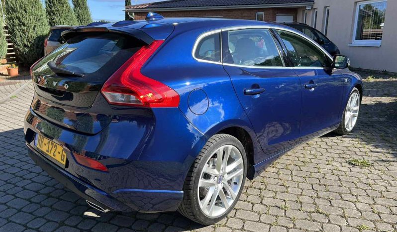 
								Volvo V40 2.0l., hečbekas pilnas									