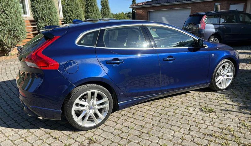 
								Volvo V40 2.0l., hečbekas pilnas									