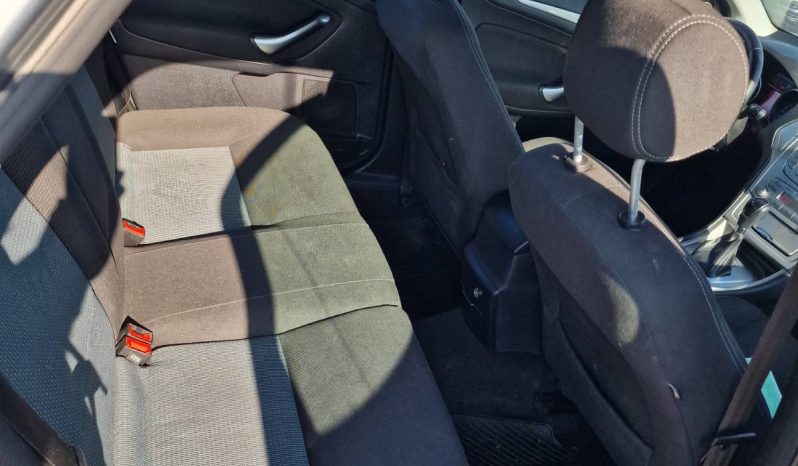 
								Ford Mondeo, 2.0 l., hečbekas pilnas									