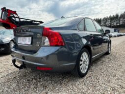 
										2010 VOLVO V40 pilnas									