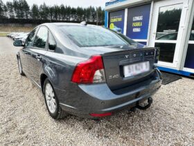 2010 VOLVO V40