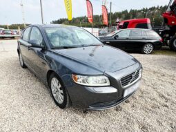 
										2010 VOLVO V40 pilnas									