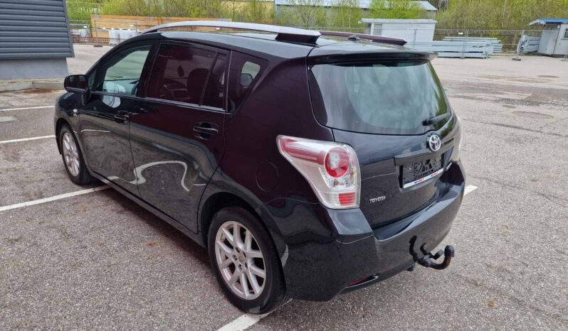 
								2011 TOYOTA VERSO pilnas									