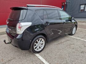 2011 TOYOTA VERSO