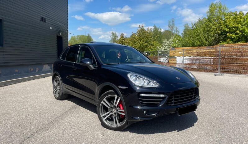 
								2010 PORSHE CAYENNE S pilnas									