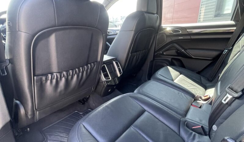 
								2010 PORSHE CAYENNE S pilnas									