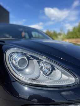 
										2010 PORSHE CAYENNE S pilnas									