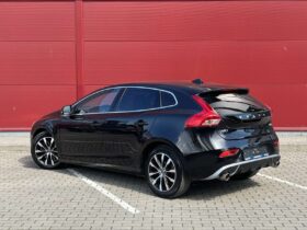2014 VOLVO V40