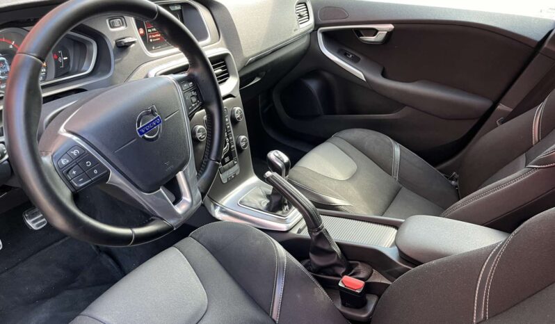 
								2014 VOLVO V40 pilnas									