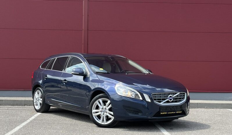 
								2012 VOLVO V60 pilnas									