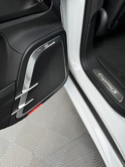 
										2015 PORSCHE CAYENNE pilnas									