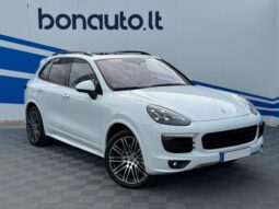 
										2015 PORSCHE CAYENNE pilnas									