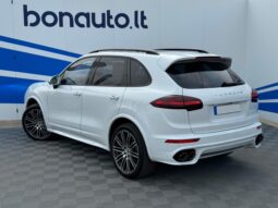 
										2015 PORSCHE CAYENNE pilnas									