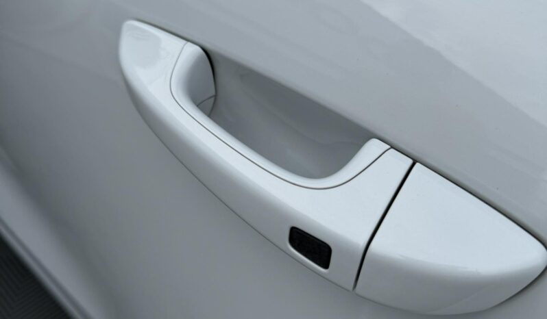 
								2015 PORSCHE CAYENNE pilnas									