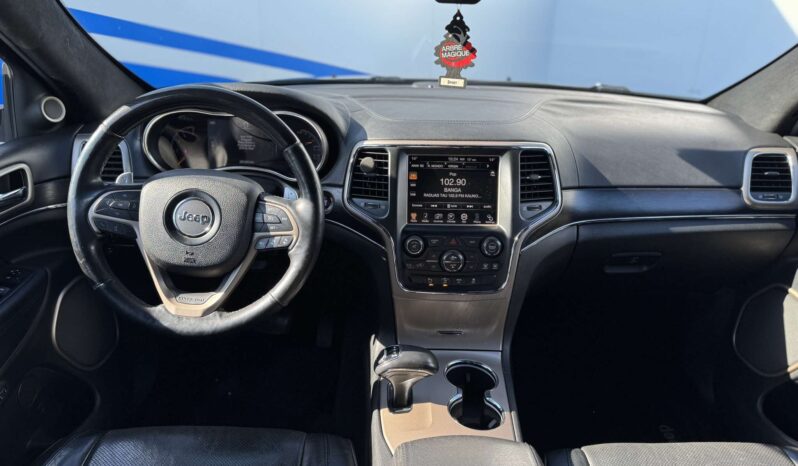 
								Jeep Grand pilnas									