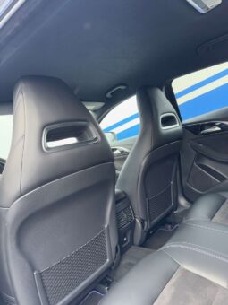 
										2015 INFINITI Q30 pilnas									