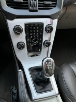 
										2014 Volvo V40 pilnas									
