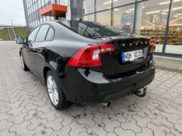 
										2010 VOLVO S60 pilnas									