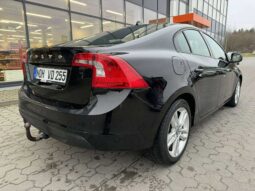 
										2010 VOLVO S60 pilnas									