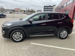 
										Hyundai pilnas									