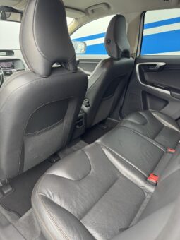
										2010 VOLVO XC60 pilnas									