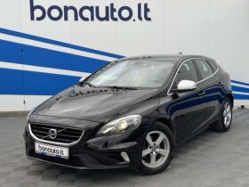 2015 VOLVO V40