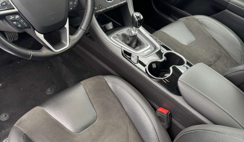 
								2015 FORD MONDEO pilnas									