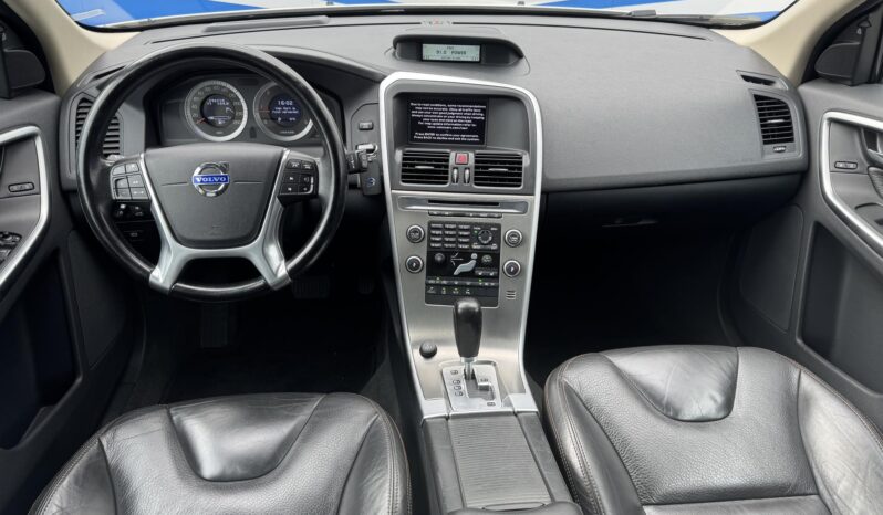 
								2010 VOLVO XC60 pilnas									