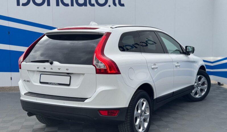
								2010 VOLVO XC60 pilnas									