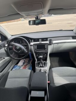 
										2011 SKODA SUPERB pilnas									