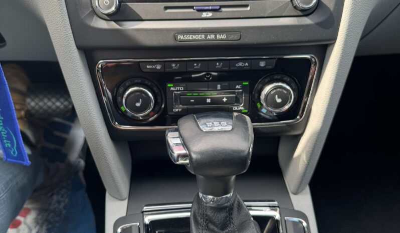 
								2011 SKODA SUPERB pilnas									