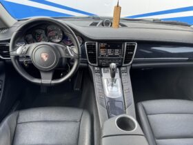 2012 PORSCHE PANAMERA