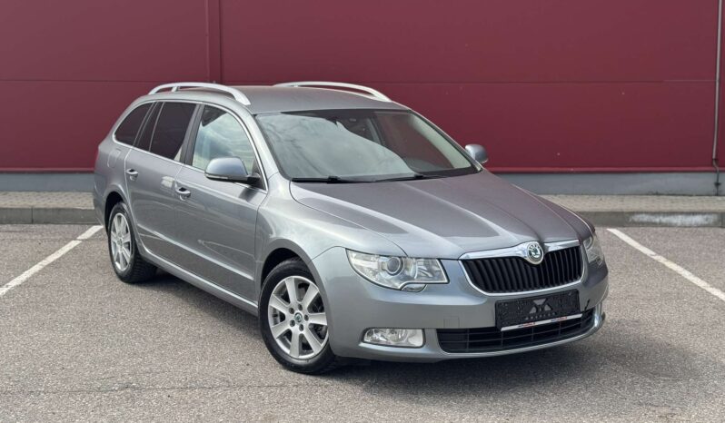 
								2011 SKODA SUPERB pilnas									