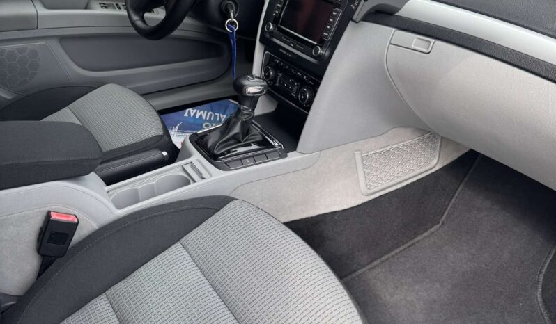 
								2011 SKODA SUPERB pilnas									