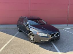 
										2010 VOLVO V70 pilnas									
