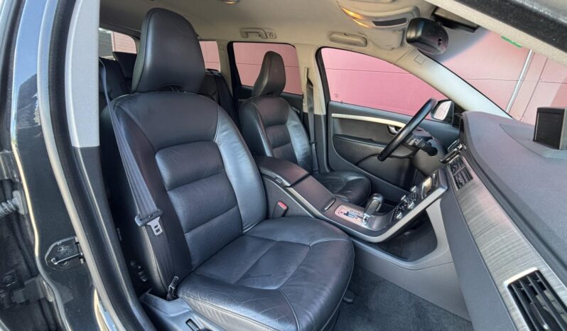 
								2010 VOLVO V70 pilnas									