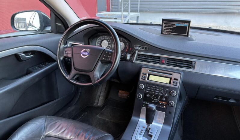 
								2010 VOLVO V70 pilnas									