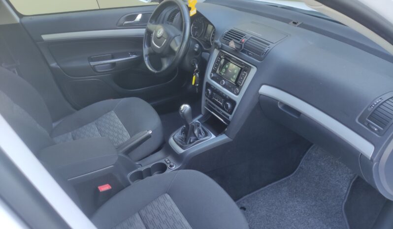 
								2012 SKODA OCTAVIA pilnas									