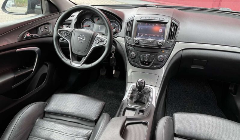 
								Opel Insignia 2015 pilnas									