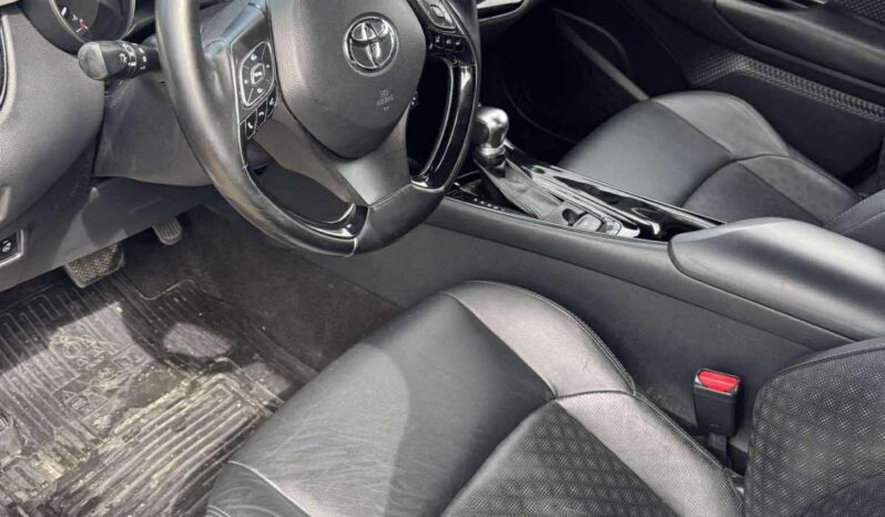 
								Toyota C-HR 2018 pilnas									