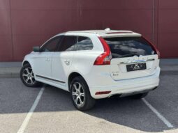 
										2015 VOLVO XC60 pilnas									