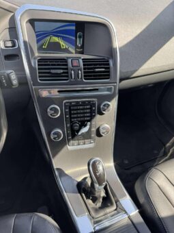 
										2016 VOLVO XC60 pilnas									