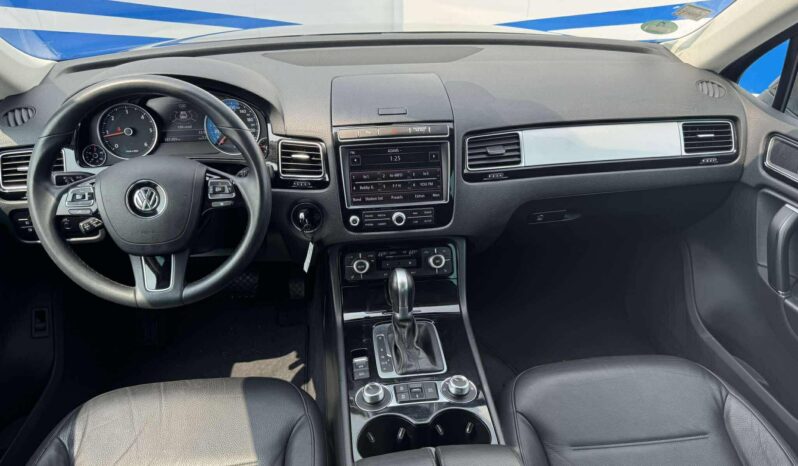 
								2016 VOLKSWAGEN TOUREG pilnas									