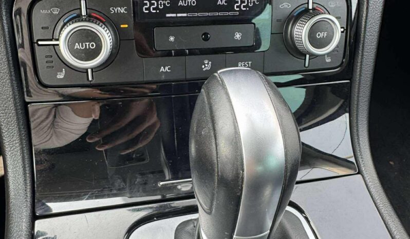 
								2016 VOLKSWAGEN TOUREG pilnas									