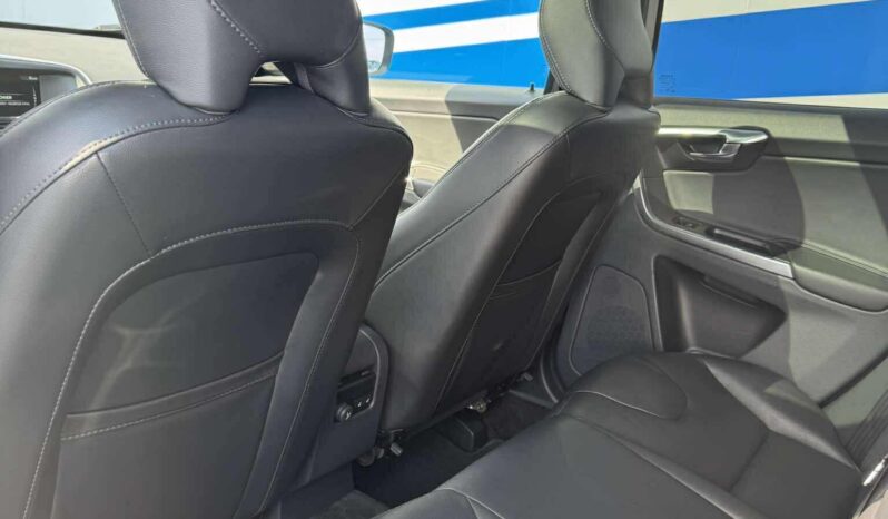 
								2016 VOLVO XC60 pilnas									