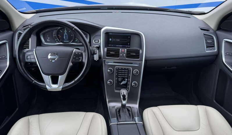 
								2013 VOLVO XC60 pilnas									