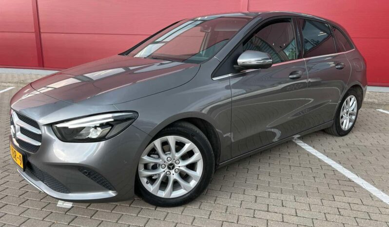 
								2019 MERCEDES-BENZ B180 pilnas									