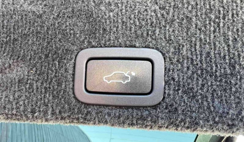 
								2015 VOLVO XC60 pilnas									