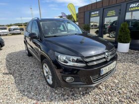 2012 VOLKSWAGEN TIGUAN
