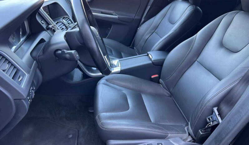 
								2015 VOLVO XC60 pilnas									